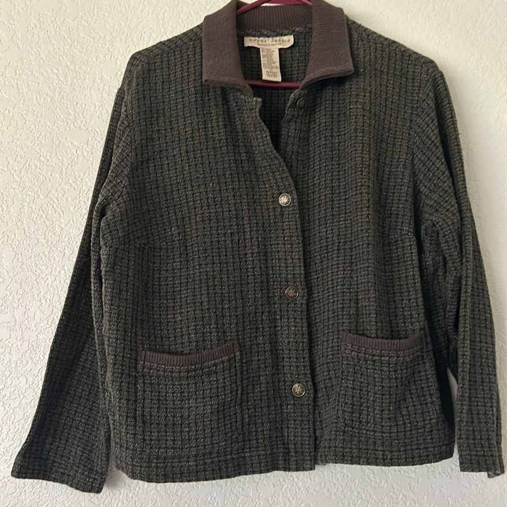 Sweet Jessie button up sweater